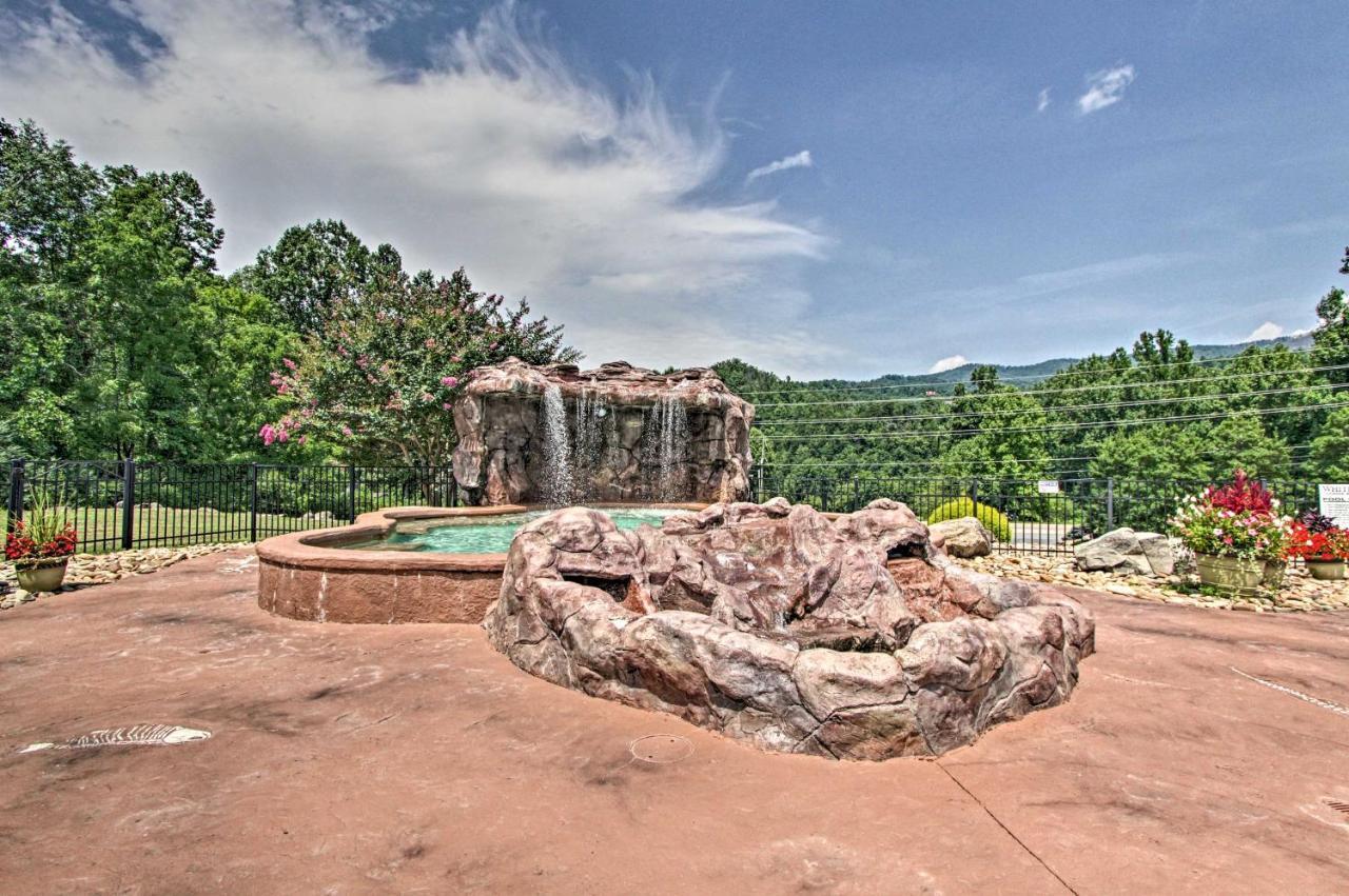 Gatlinburg Cabin With Resort Pool By National Park! Exterior photo